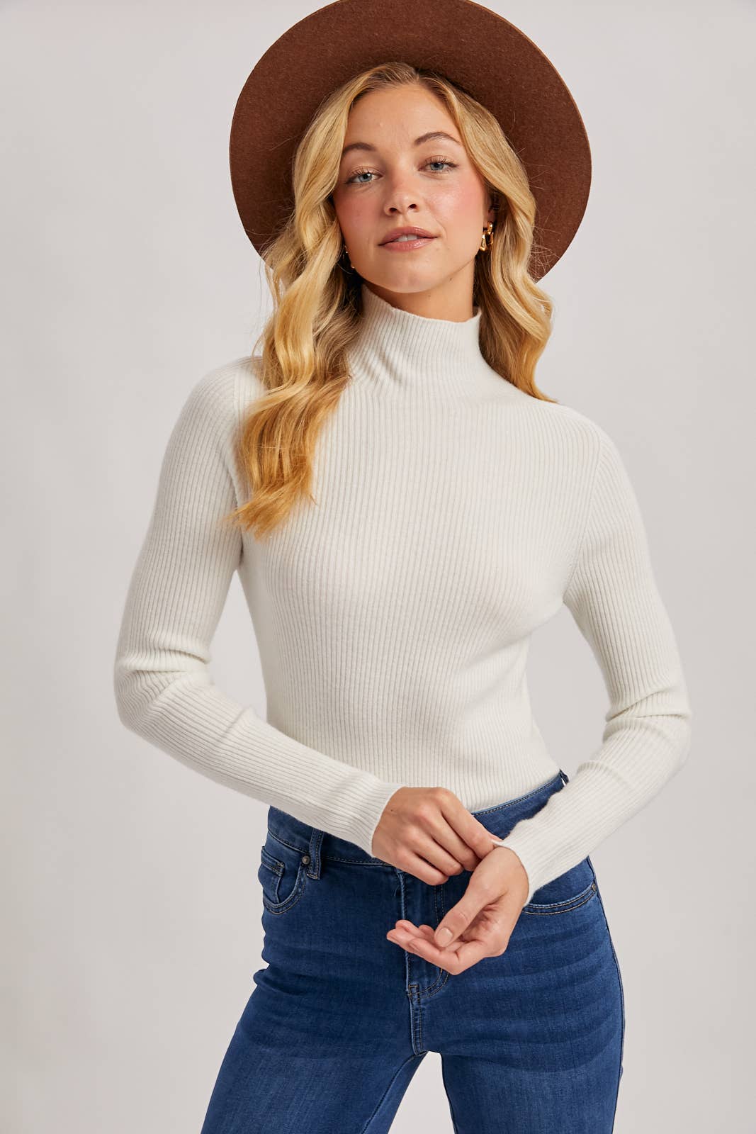 WHOLEGARMENT MOCK NECK RIBBED KNIT TOP